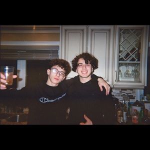 Meet your Posher, Lucas